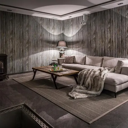 Antoinette Unter Adlitzgraben